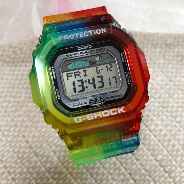 G-SHOCK(ジーショック)の大人気★レインボーカスタム　G-SHOCK腕時計 メンズの時計(腕時計(デジタル))の商品写真