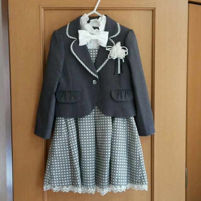 子供服120cmフォーマル キッズ/ベビー/マタニティのキッズ服女の子用(90cm~)(ドレス/フォーマル)の商品写真