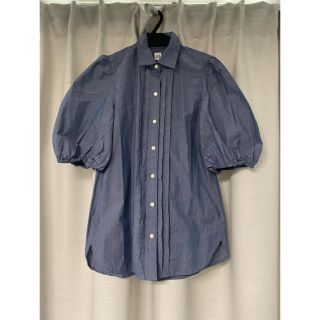 ギャップ(GAP)の新品タグ付き！！GAP デニム　ブラウス(シャツ/ブラウス(半袖/袖なし))