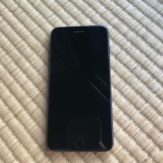 アイフォーン(iPhone)のiphone 7 plus ジャンク品　ピアノブラック(スマートフォン本体)