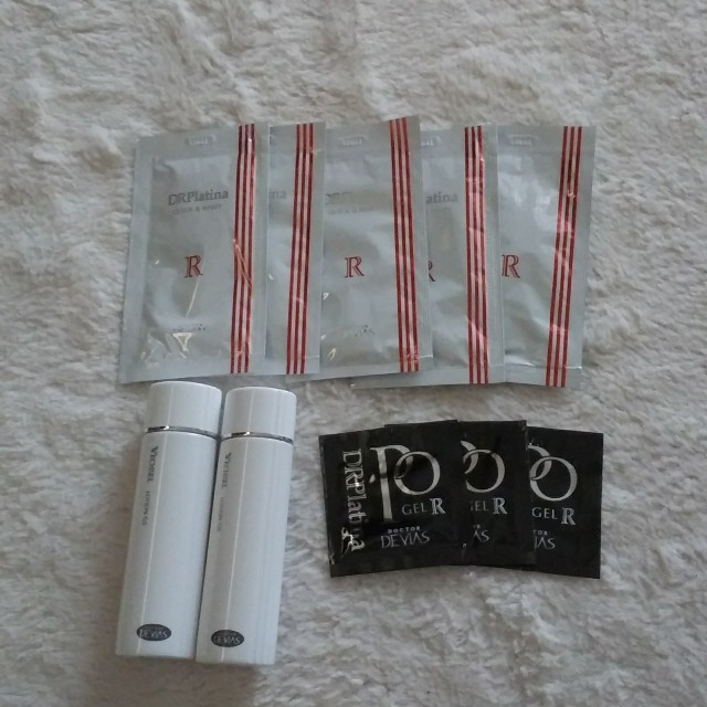 ドクターデヴィアス(ドクターデヴィアス)の専用出品❗ スキンケアセット コスメ/美容のキット/セット(サンプル/トライアルキット)の商品写真