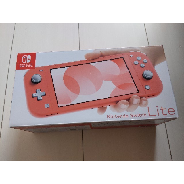 新品未使用】Nintendo Switch light コーラル 再値下げ 100％の保証 35