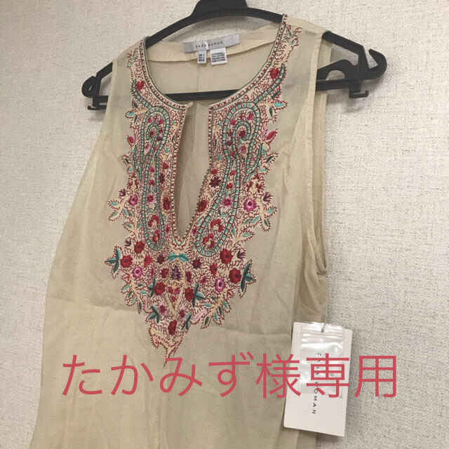 ZARA(ザラ)の【新品未使用】ZARA WOMAN 刺繍入りトップス Lサイズ レディースのトップス(シャツ/ブラウス(半袖/袖なし))の商品写真