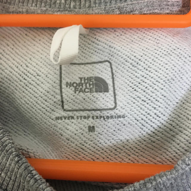 THE NORTH FACE(ザノースフェイス)のノースフェイス　半袖スウェット  グレー　M メンズのトップス(Tシャツ/カットソー(半袖/袖なし))の商品写真