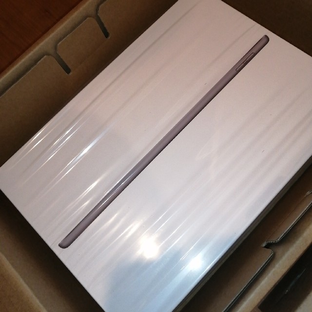 iPad 10.2インチ 第7世代 Wi-Fi 32GB シルバー(新品)