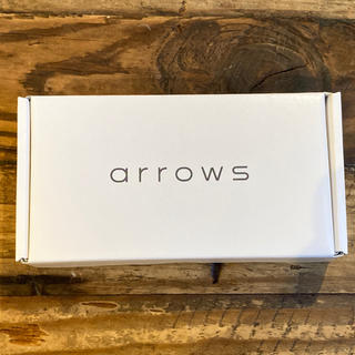 アローズ(arrows)の新品未使用 アローズ M05 arrows ブラック 本体 simフリー(スマートフォン本体)