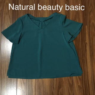 ナチュラルビューティーベーシック(NATURAL BEAUTY BASIC)のNatural beauty basic フレア　半袖トップス(カットソー(半袖/袖なし))