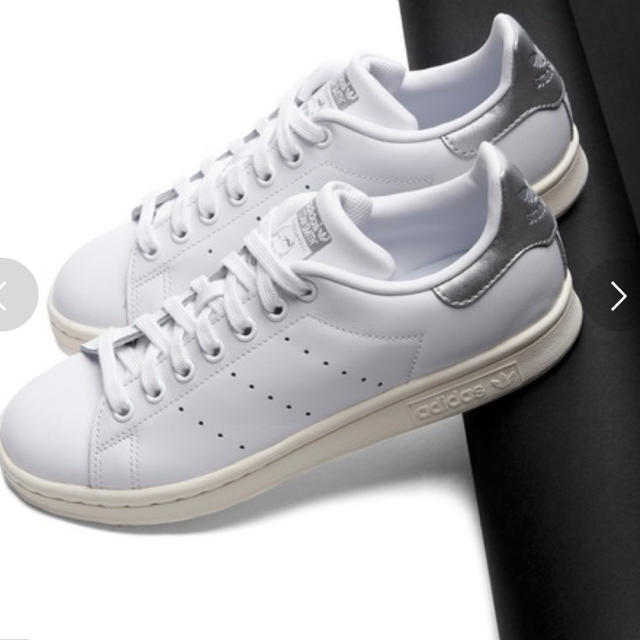 adidas(アディダス)の★専用★ レディースの靴/シューズ(スニーカー)の商品写真
