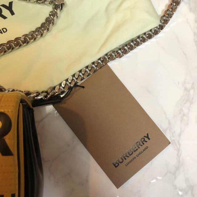 BURBERRY - スモール ホースフェリープリント キルティングローラバッグの通販 by ララルナs shop｜バーバリーならラクマ