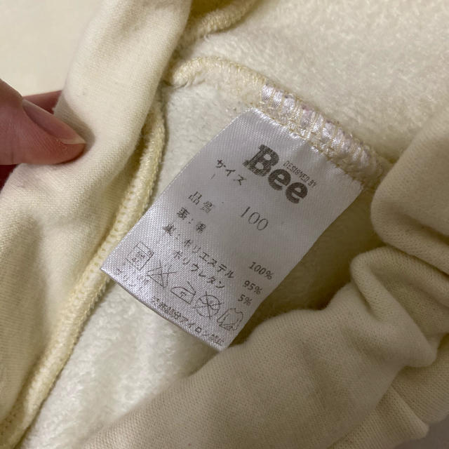 BEE 起毛パンツ　クリーム色　サイズ100 キッズ/ベビー/マタニティのキッズ服女の子用(90cm~)(パンツ/スパッツ)の商品写真