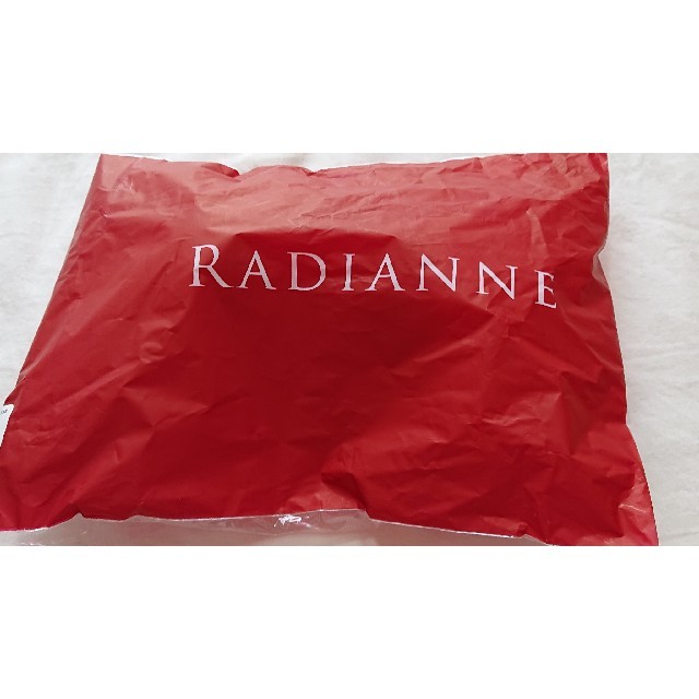 RADIANNE ラディアンヌ 補正ブラ リフトアップランブリングローズ  レディースの下着/アンダーウェア(ブラ)の商品写真