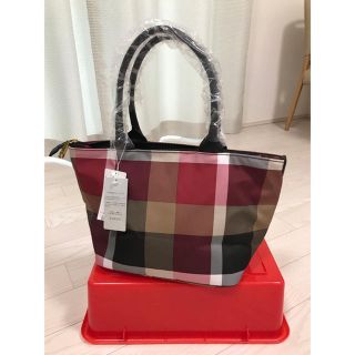 BURBERRY BLUE LABEL - 新品 ブルー レーベル クレストブリッジ トート BURBERRY BLUE LABEL - 新品 ブルー レーベル クレストブリッジ トート