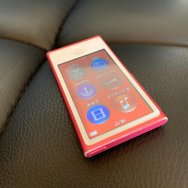 Apple(アップル)のiPod nano 第7世代　16GB  pink スマホ/家電/カメラのオーディオ機器(ポータブルプレーヤー)の商品写真