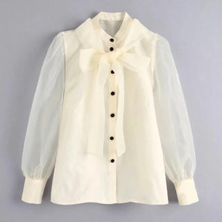 ザラ(ZARA)の♡ white chiffon blouse ♡(シャツ/ブラウス(長袖/七分))
