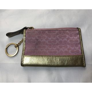 コーチ(COACH)の【coach】小銭入れ　コインケース　シグネシチャー柄　ピンクゴールド(コインケース)