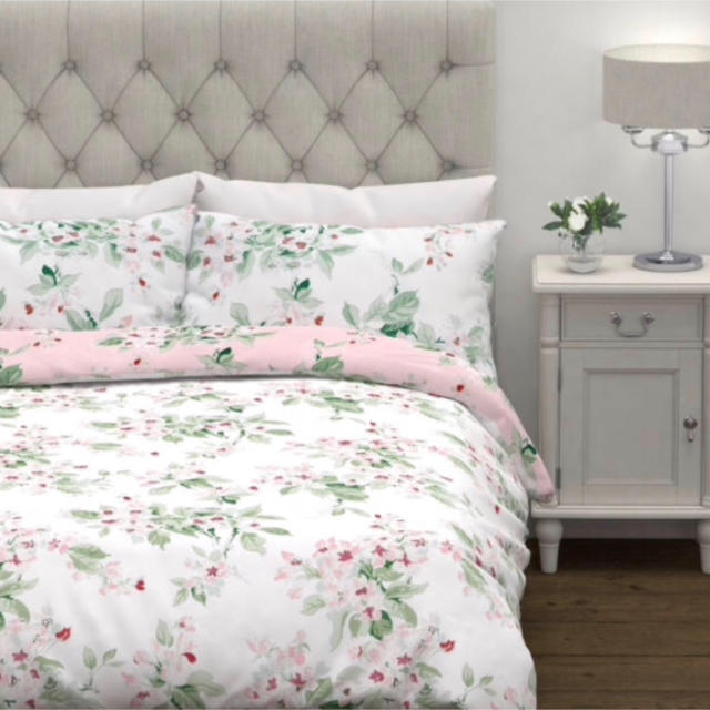 LAURA ASHLEY - 新品未使用 ローラアシュレイ デュベカバー ...