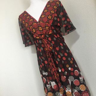 アナスイ(ANNA SUI)のANNASUI アナスイ  ワンピース　フリル  Ｖネック　デコルテ(ひざ丈ワンピース)