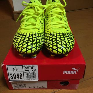 プーマ(PUMA)のPUMA サッカースパイク  22.5㎝(シューズ)