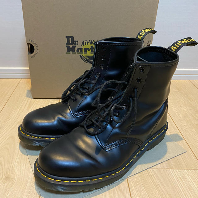 【送料込】ドクターマーチン Dr.Martens 8ホール ニュートン