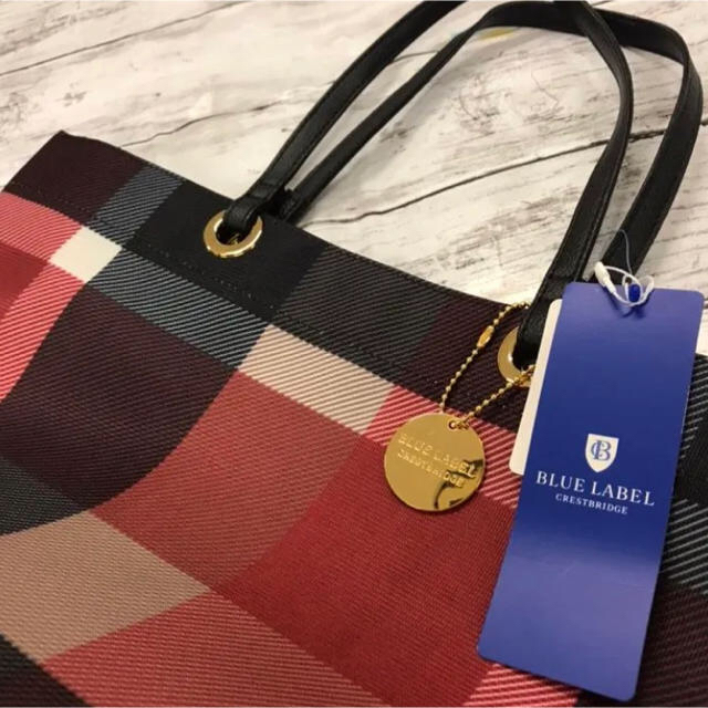 BURBERRY BLUE LABEL(バーバリーブルーレーベル)のKI.TO様専用　ブルーレーベルクレストブリッジ チェック柄 トートバッグ  レディースのバッグ(トートバッグ)の商品写真