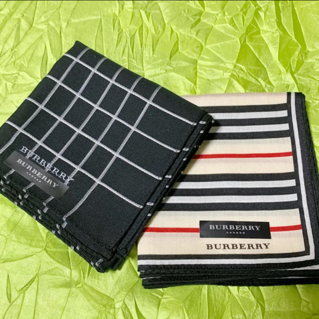 BURBERRY(バーバリー)の【未使用】バーバリー / ハンカチ2枚セット☆ メンズのファッション小物(ハンカチ/ポケットチーフ)の商品写真