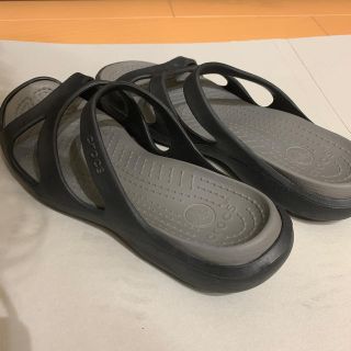 クロックス(crocs)のお値下げ　クロックス　サンダル　w8 ブラック(サンダル)