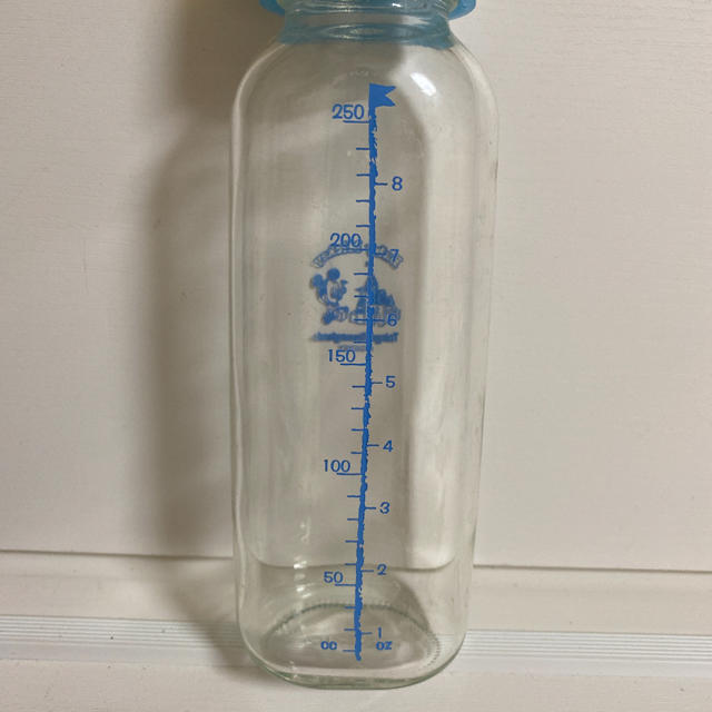 HARIO(ハリオ)の東京ディズニー 母乳実感 哺乳瓶　ガラス　ハリオ キッズ/ベビー/マタニティの授乳/お食事用品(哺乳ビン)の商品写真