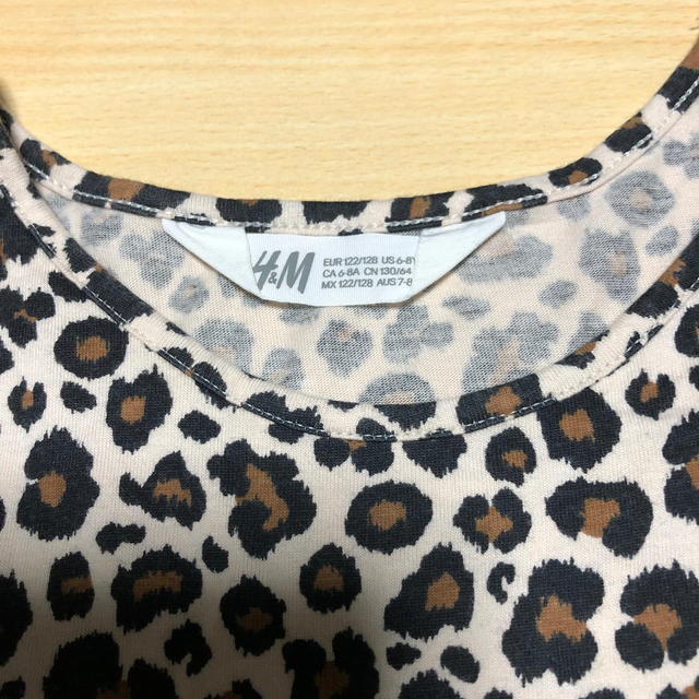 H&M(エイチアンドエム)のH&Mワンピース キッズ/ベビー/マタニティのキッズ服女の子用(90cm~)(ワンピース)の商品写真