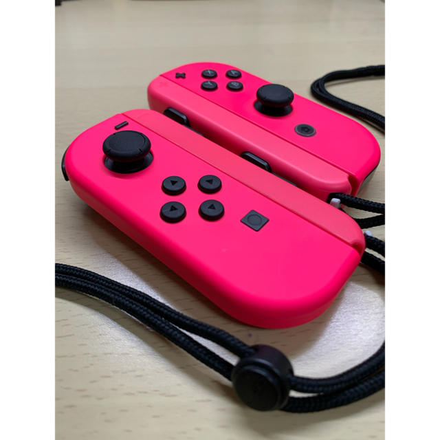 Nintendo Switch 美品 スイッチ ジョイコン 左右ネオンピンク ストラップ付き Mの通販 By しんしんしん9537 S Shop ニンテンドースイッチならラクマ