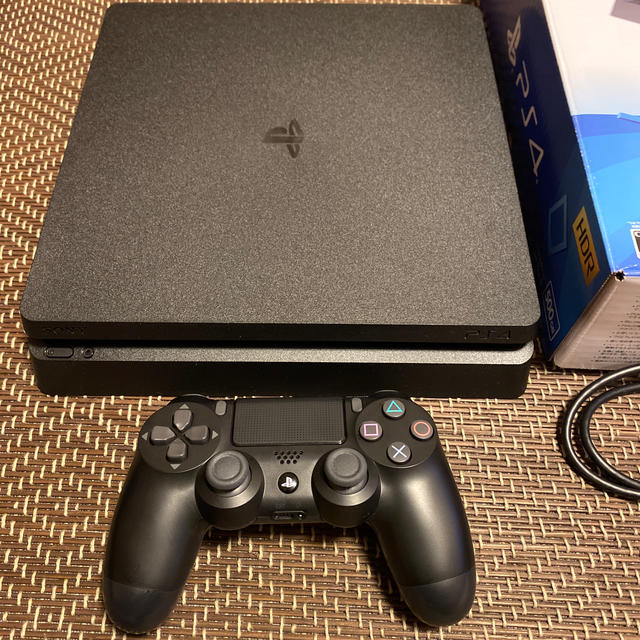 SONY PlayStation4 本体 CUH-2200AB01 極美品 エンタメ/ホビーのゲームソフト/ゲーム機本体(家庭用ゲーム機本体)の商品写真