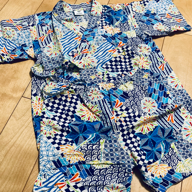 ☆人気和柄☆綿100% 甚平　110cm キッズ/ベビー/マタニティのキッズ服男の子用(90cm~)(甚平/浴衣)の商品写真