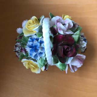 ロイヤルドルトン(Royal Doulton)のRoyal  doulton  花かご 陶器 置物(置物)