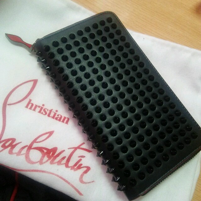 【お取り寄せ】 Christian Louboutin - お財布 財布
