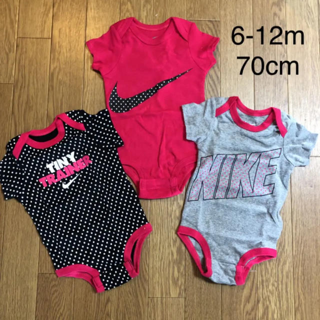 NIKE(ナイキ)のNIKE ベビーロンパース3枚セット 新品 6-12m キッズ/ベビー/マタニティのベビー服(~85cm)(ロンパース)の商品写真