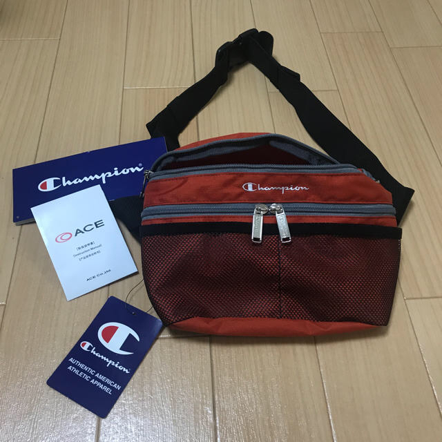 Champion(チャンピオン)のchampion ポーチ メンズのバッグ(ショルダーバッグ)の商品写真