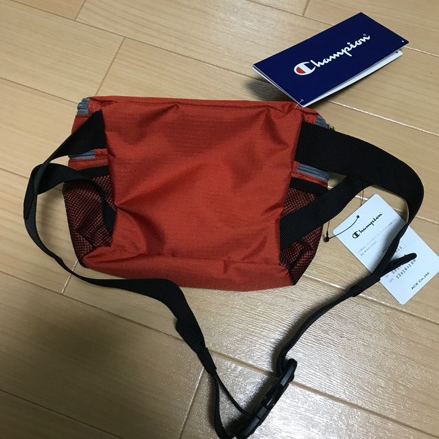 Champion(チャンピオン)のchampion ポーチ メンズのバッグ(ショルダーバッグ)の商品写真