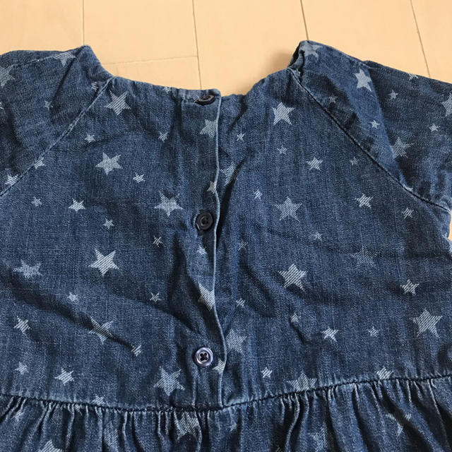 babyGAP(ベビーギャップ)のベビーギャップ　星柄ワンピース　110cm キッズ/ベビー/マタニティのキッズ服女の子用(90cm~)(ワンピース)の商品写真