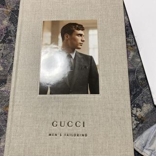 グッチ(Gucci)のGUCCI   メンズスーツ、メンズコート、カタログ(ファッション/美容)