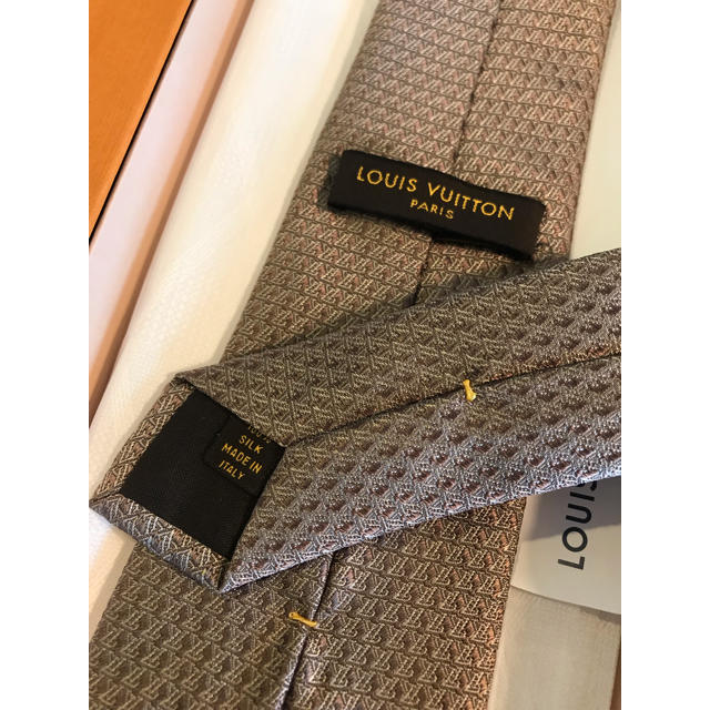 LOUIS VUITTON(ルイヴィトン)の【美品】ヴィトンネクタイ/LOUIS VUITTON メンズのファッション小物(ネクタイ)の商品写真