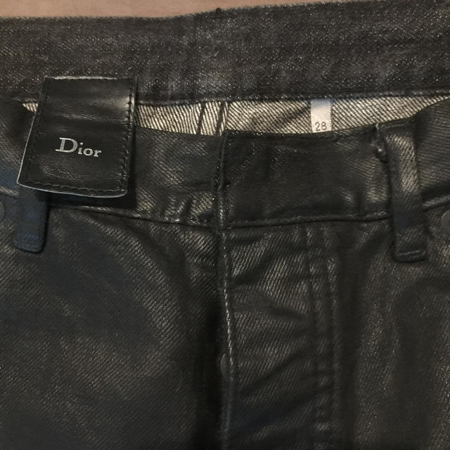 DIOR HOMME(ディオールオム)のデストロイデニム メンズのパンツ(デニム/ジーンズ)の商品写真