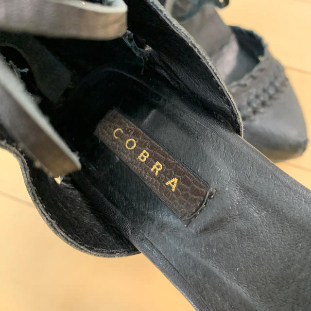 COBRA(コブラ)のCOBRA ブーティ　ブーツ　ヒール　中古 レディースの靴/シューズ(ブーツ)の商品写真
