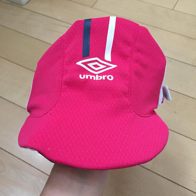 UMBRO(アンブロ)のサッカープラクティスキャップ キッズ/ベビー/マタニティのこども用ファッション小物(帽子)の商品写真