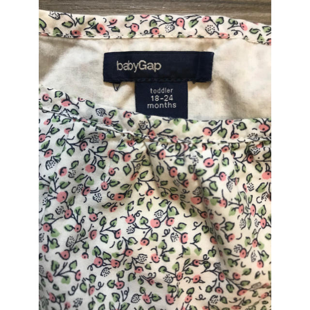 babyGAP(ベビーギャップ)のBaby gap タンクトップ、キャミソール　80.90 キッズ/ベビー/マタニティのベビー服(~85cm)(タンクトップ/キャミソール)の商品写真