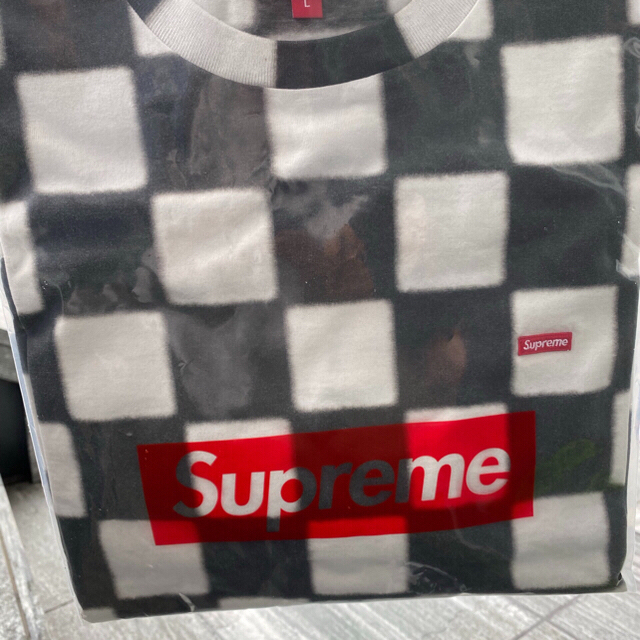 Supreme(シュプリーム)のsupreme small logo チェッカー　キムタク着用 メンズのトップス(Tシャツ/カットソー(半袖/袖なし))の商品写真