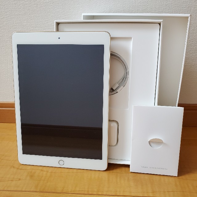 【美品】iPad 第5世代 32GB WIFIモデル