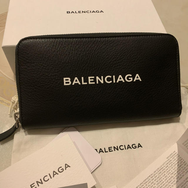 低価安い Balenciaga - BALENCIAGA 正規品ラウンドファスナー 長財布の