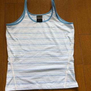 ナイキ(NIKE)のNIKE タンクトップ　M サイズ(タンクトップ)