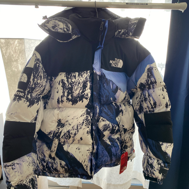 supreme north face 雪山    baltro