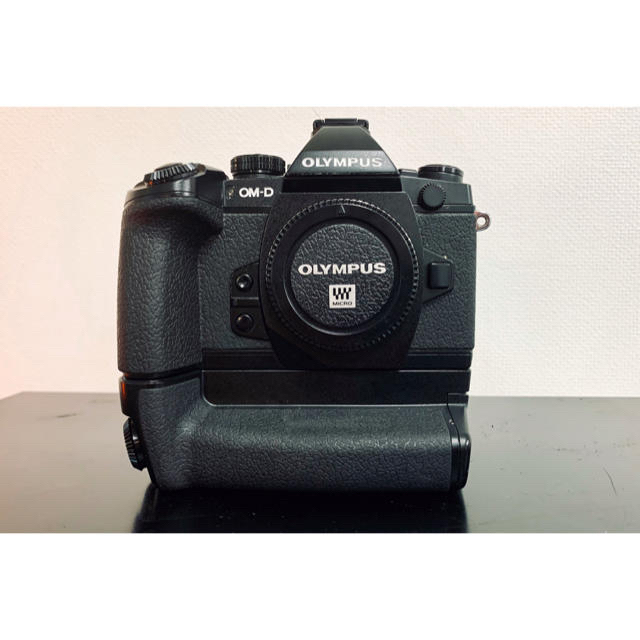 Olympus OMD-EM1 + HLD7 グリップ 絶妙なデザイン 51.0%OFF www.gold