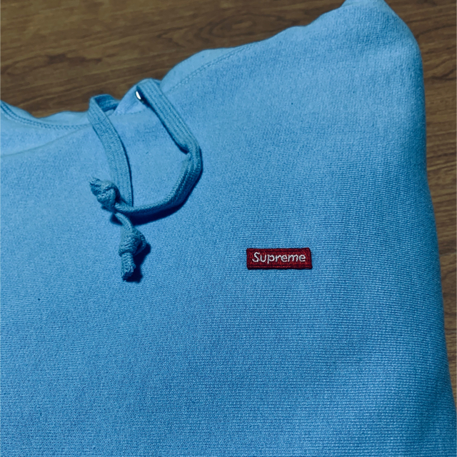 Supreme(シュプリーム)のsupreme small box hooded ice blue  メンズのトップス(パーカー)の商品写真